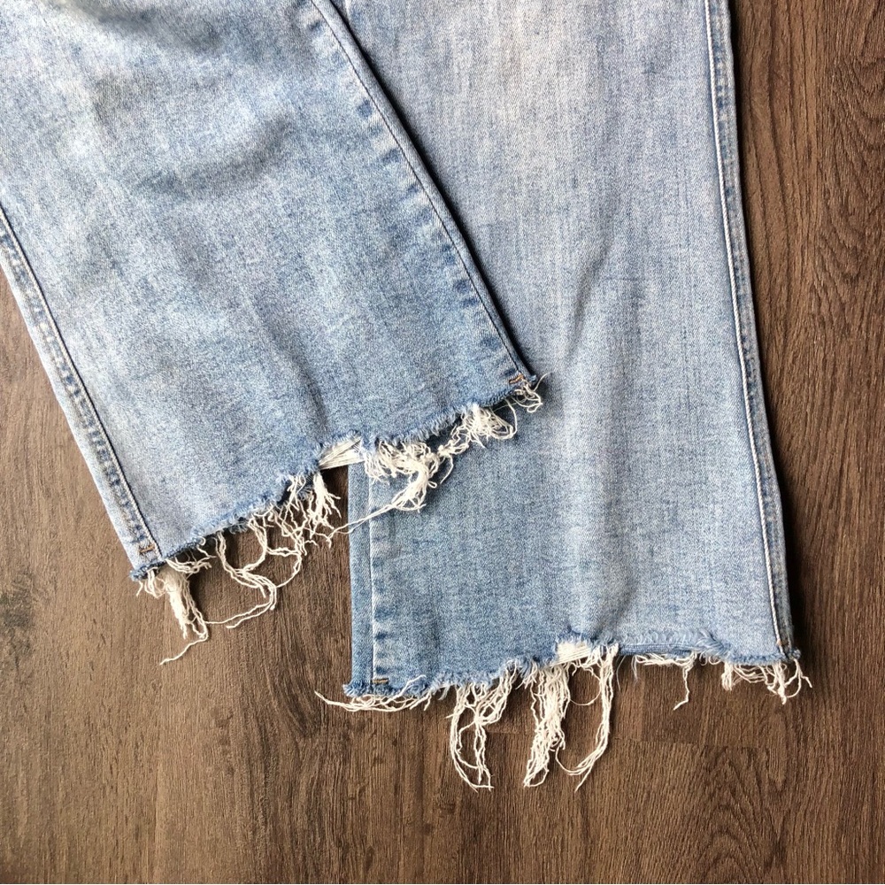 Mica Denim Jeans Women’s 32 Blue High Rise Crop Flare Distressed Hem - Picture 3 of 11